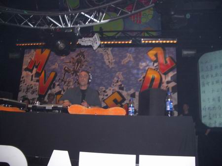 Technasia DJ = Charles Siegling