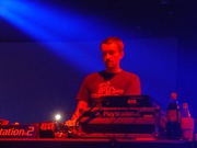DJ T